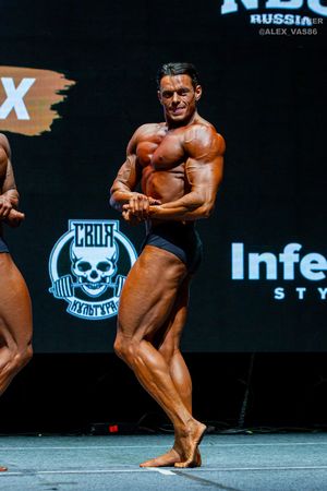 CLASSIC PHYSIQUE +178